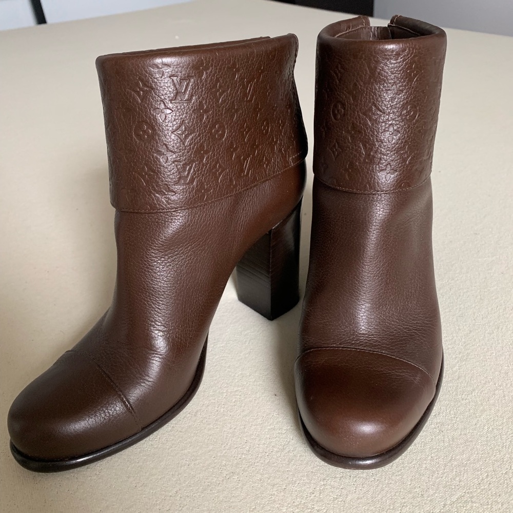 Louis Vuitton monogram imprint ankle boots - Picture 1 of 6